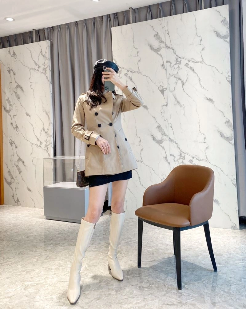 Comfortable Burberry Outwear 104570