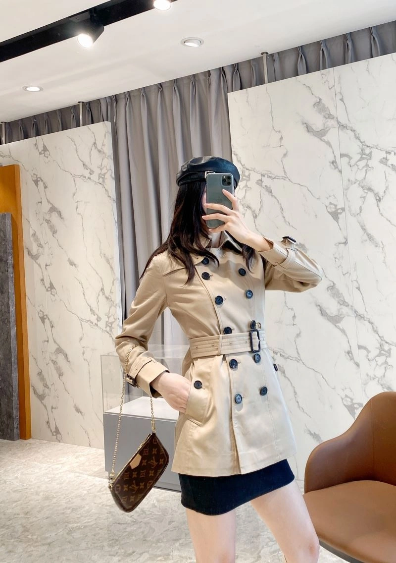 Comfortable Burberry Outwear 104570