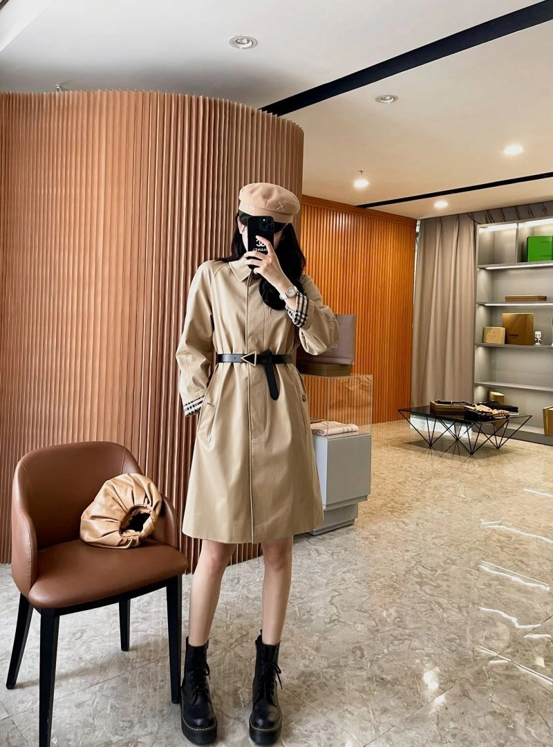 FlexibleFit Burberry Outwear 104565