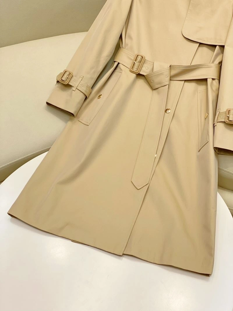 Burberry Outwear Resilient 104561
