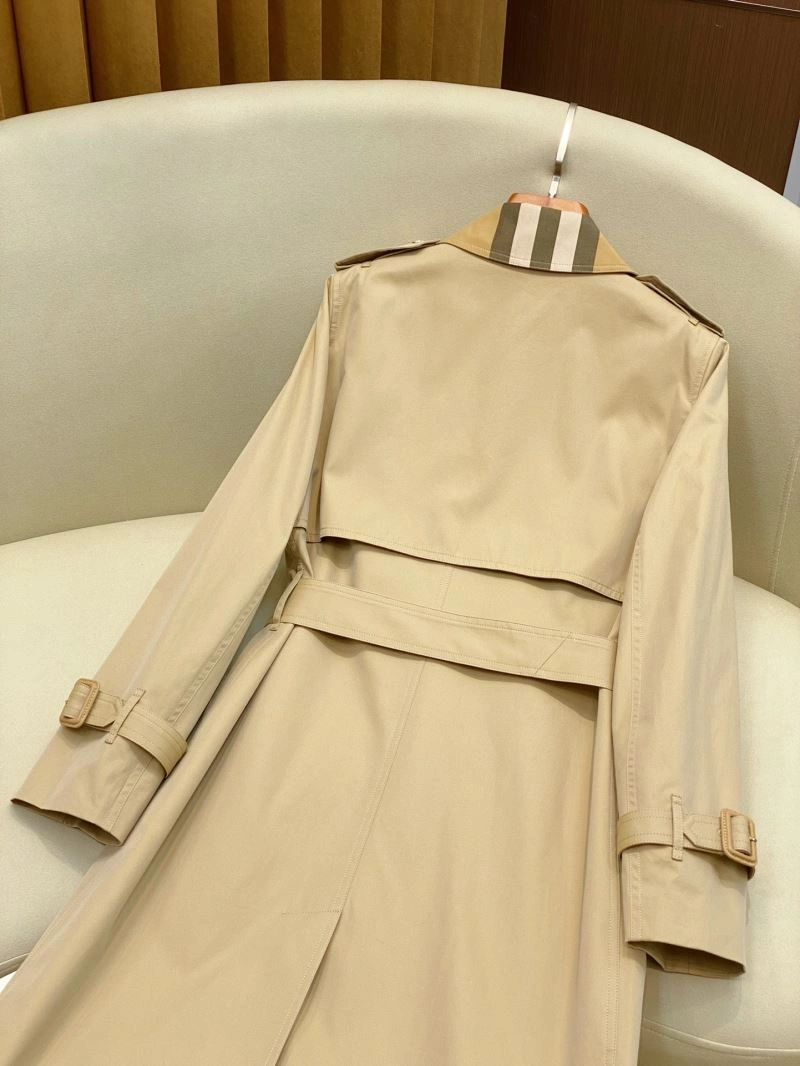 Burberry Outwear Resilient 104561
