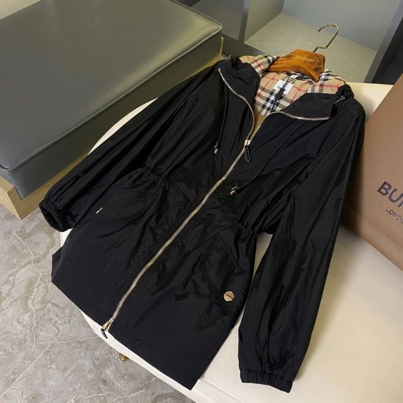 Burberry Outwear Breathable 104559