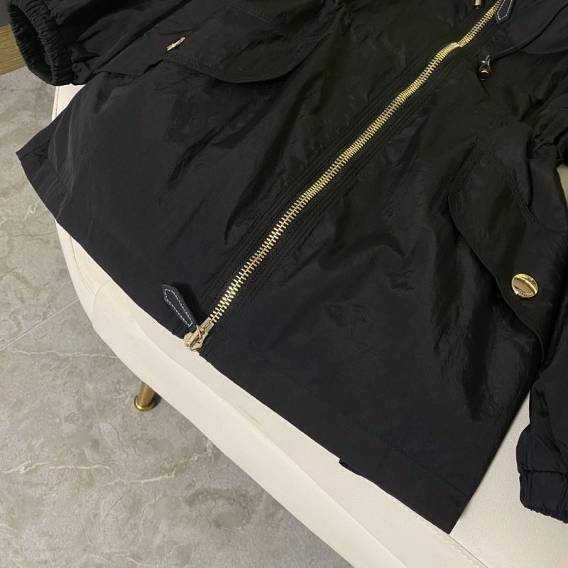 Burberry Outwear Breathable 104559