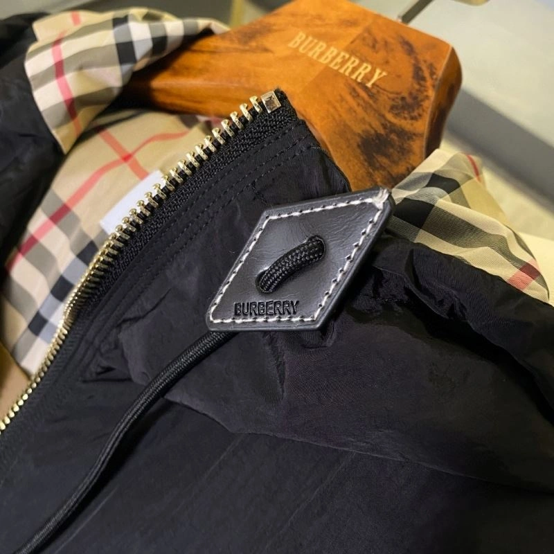 Burberry Outwear Breathable 104559