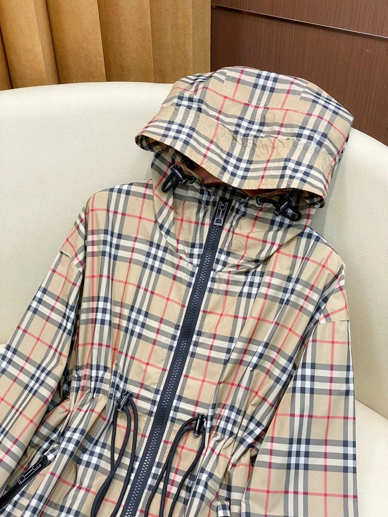 Burberry Outwear Comfortable 104558