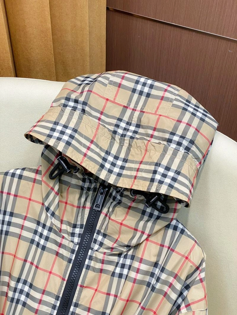 Burberry Outwear Comfortable 104558