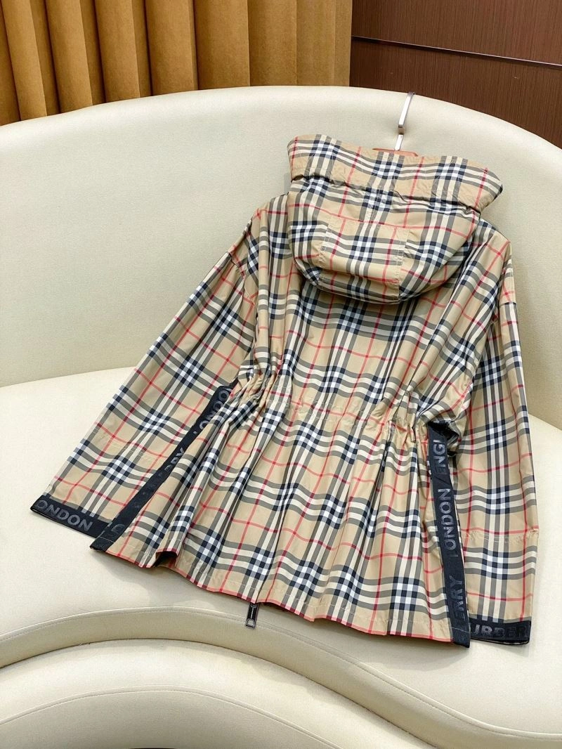 Burberry Outwear Comfortable 104558