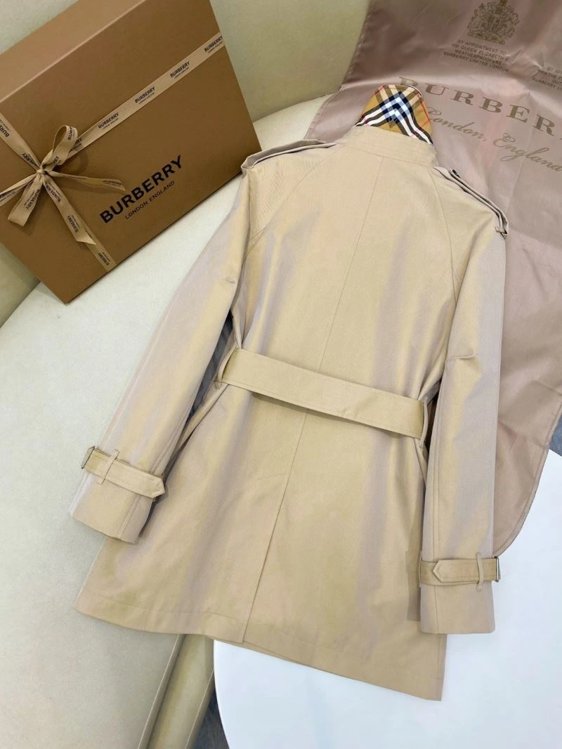 Burberry Outwear TravelReady 104555