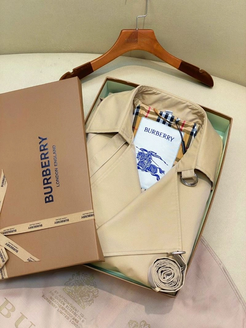 Burberry Outwear TravelReady 104555