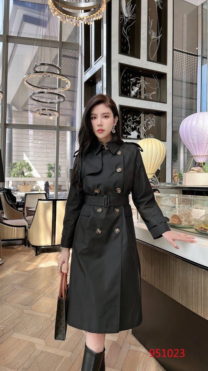 Burberry Outwear OnTrend 104553