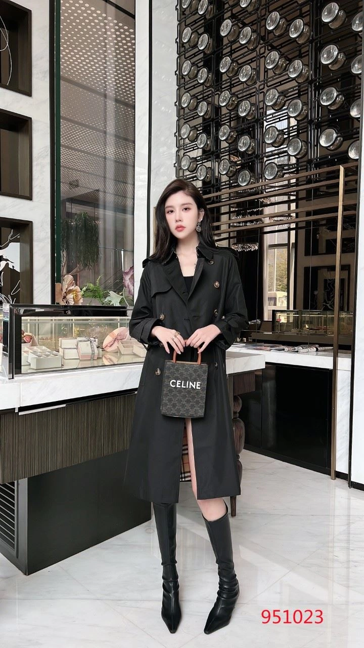 Burberry Outwear OnTrend 104553