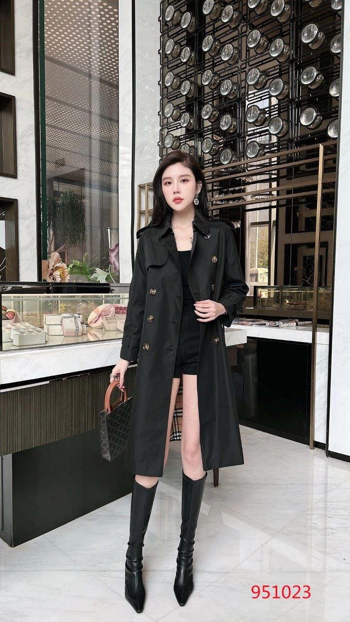 Burberry Outwear OnTrend 104553