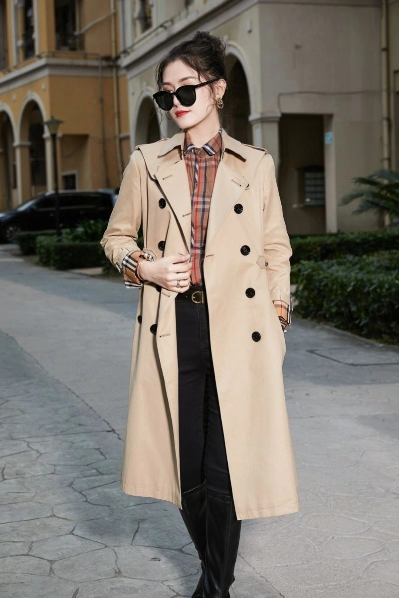 Tailored Burberry Outwear 104552