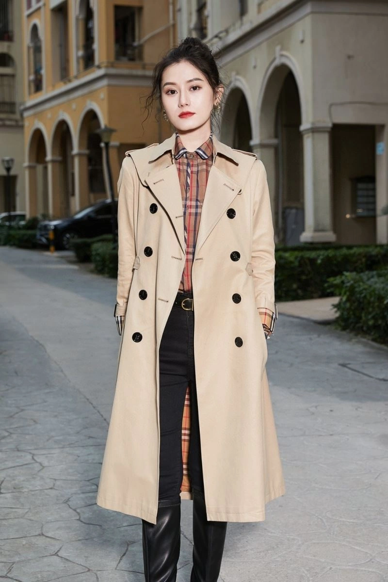Tailored Burberry Outwear 104552