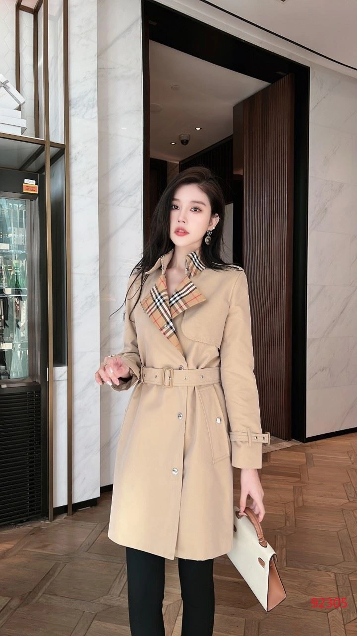 FashionForward Burberry Outwear 104588