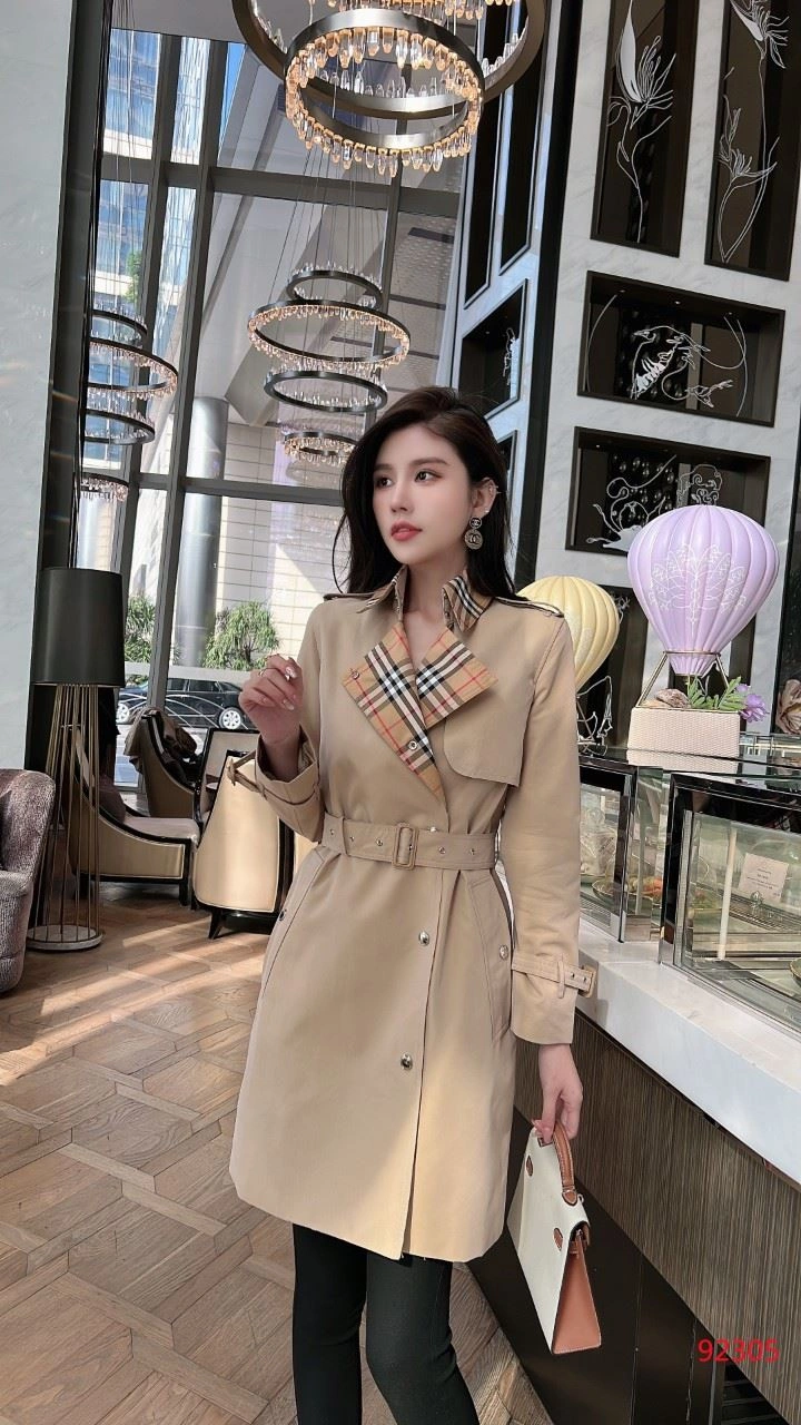 FashionForward Burberry Outwear 104588