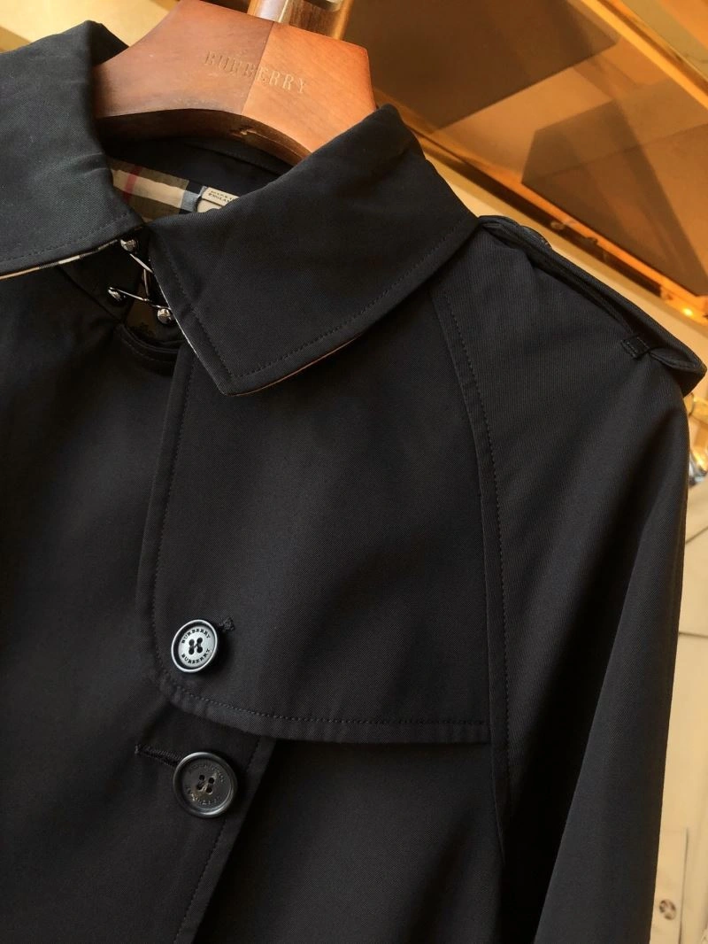 Burberry Outwear Comfortable 104621