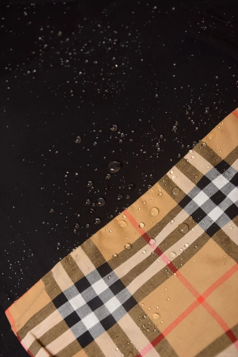 Burberry Outwear Comfortable 104621