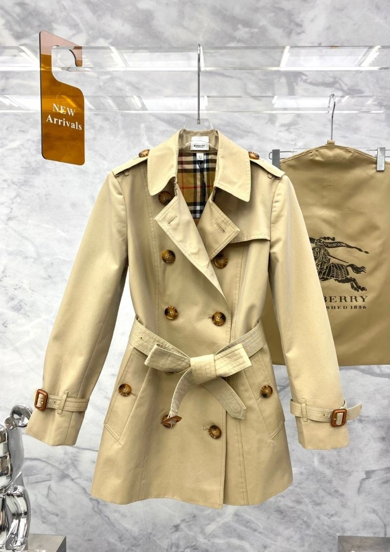 Burberry Outwear EasyMatch 104541