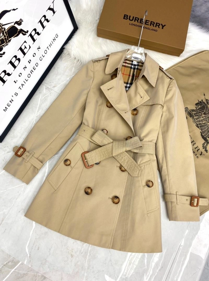 Burberry Outwear EasyMatch 104541