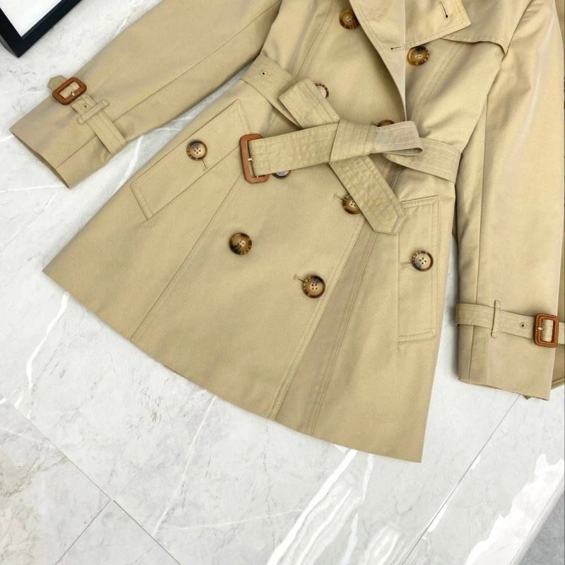 Burberry Outwear EasyMatch 104541