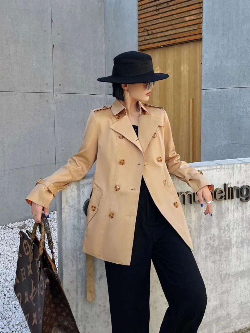 Premium Burberry Outwear 104536