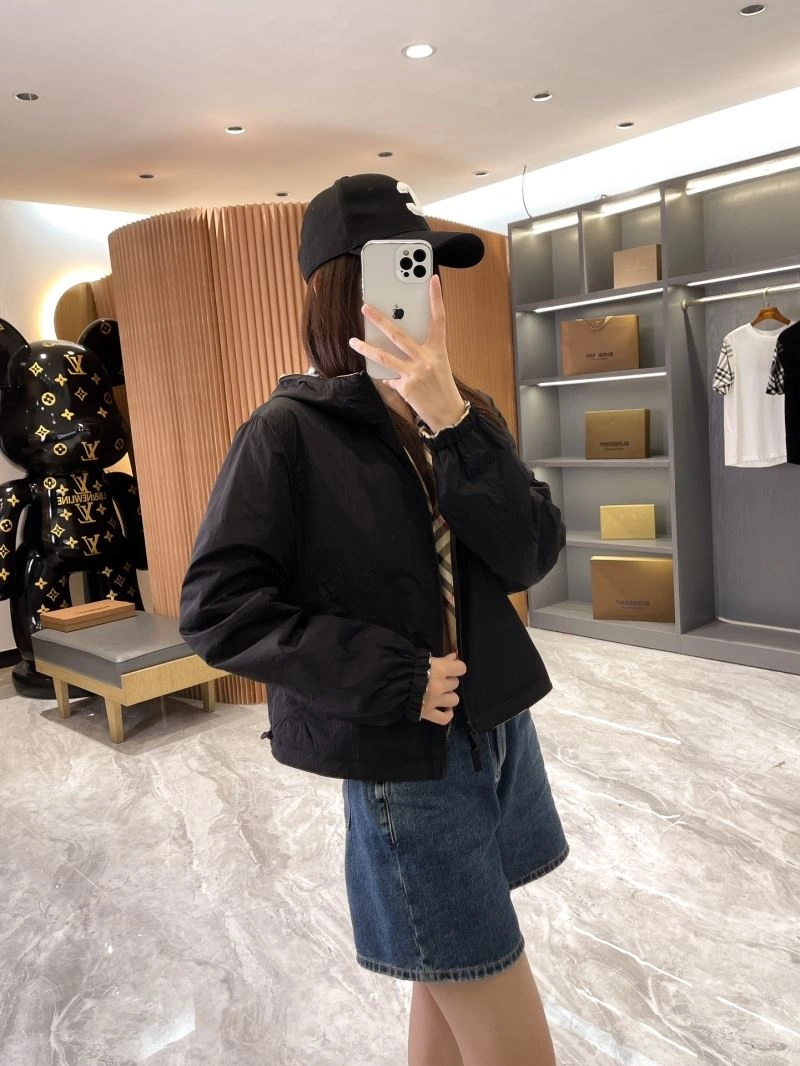 Burberry Outwear Neat 104530