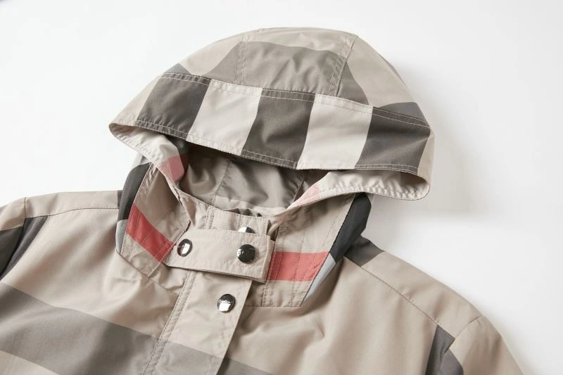 Burberry Outwear WeatherProof 104523