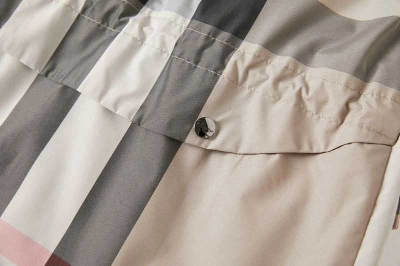 Burberry Outwear WeatherProof 104523