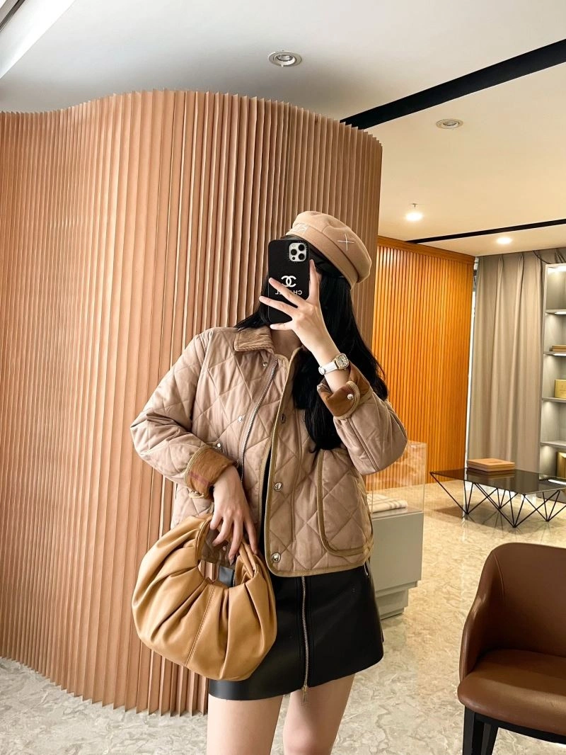UrbanStyle Burberry Outwear 104520
