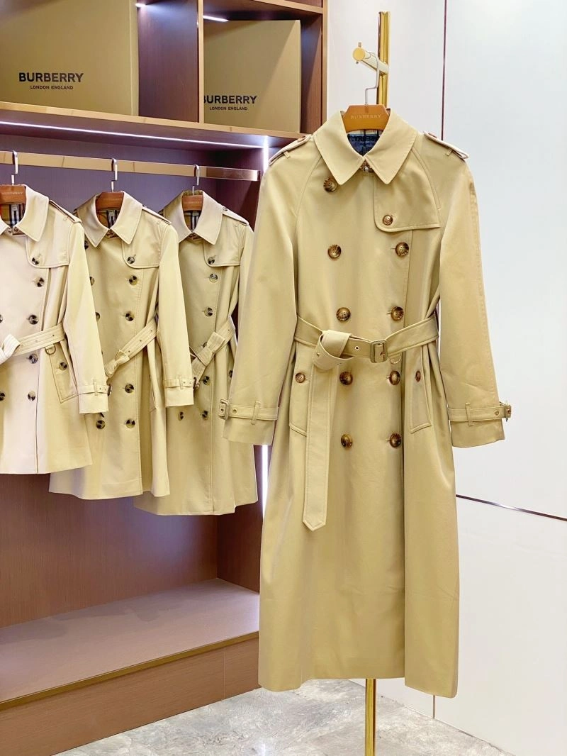 Tailored Burberry Outwear 104514