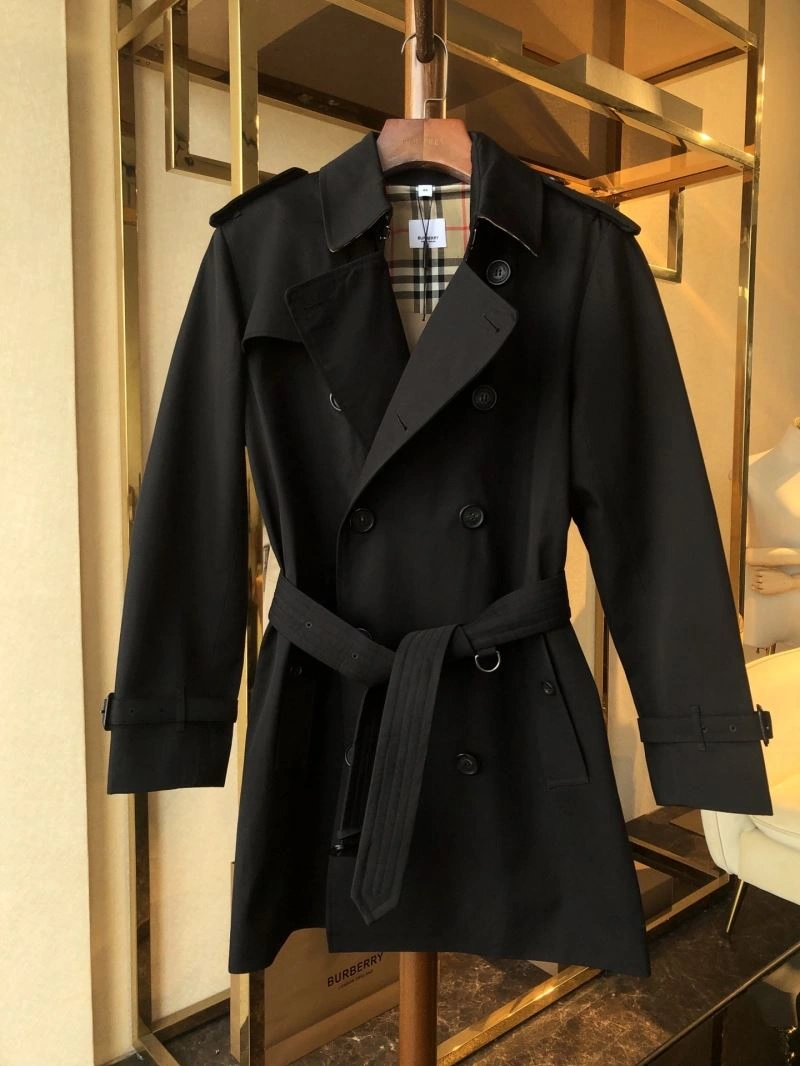 Burberry Outwear Minimalist 104511