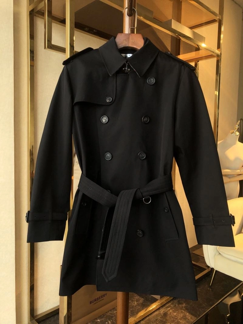 Burberry Outwear Minimalist 104511