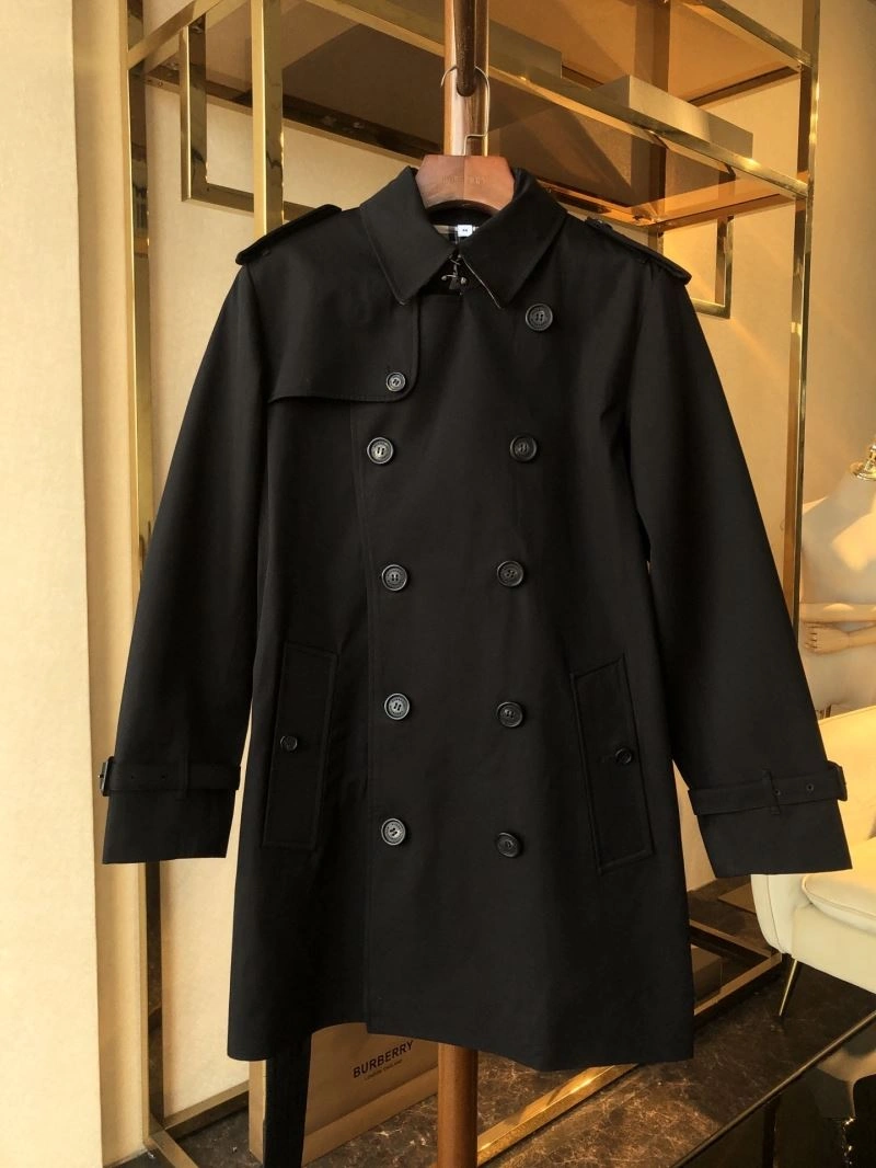Burberry Outwear Minimalist 104511