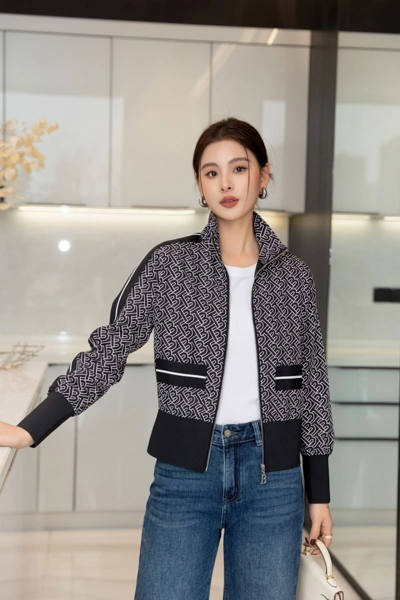 Cozy Burberry Outwear 104513