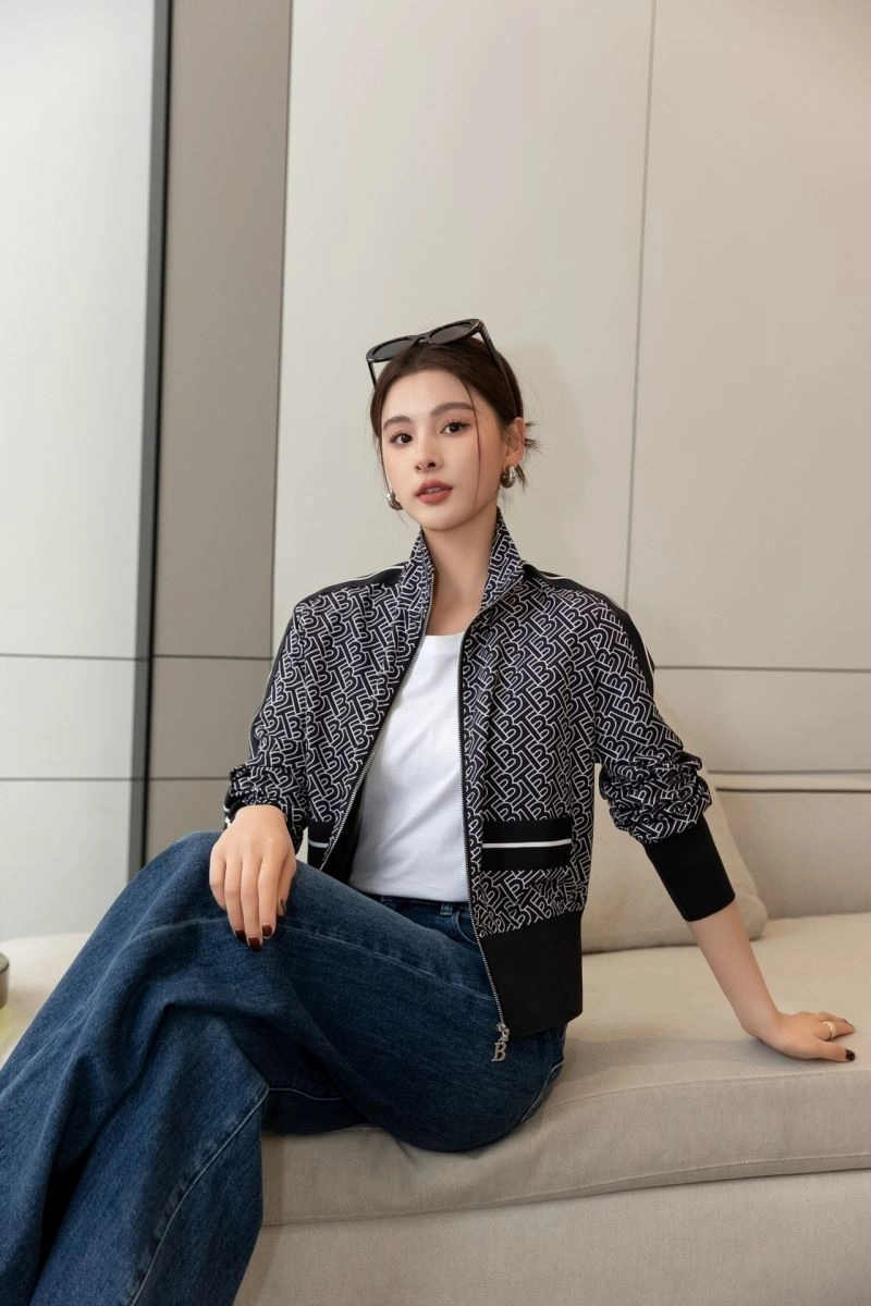 Cozy Burberry Outwear 104513
