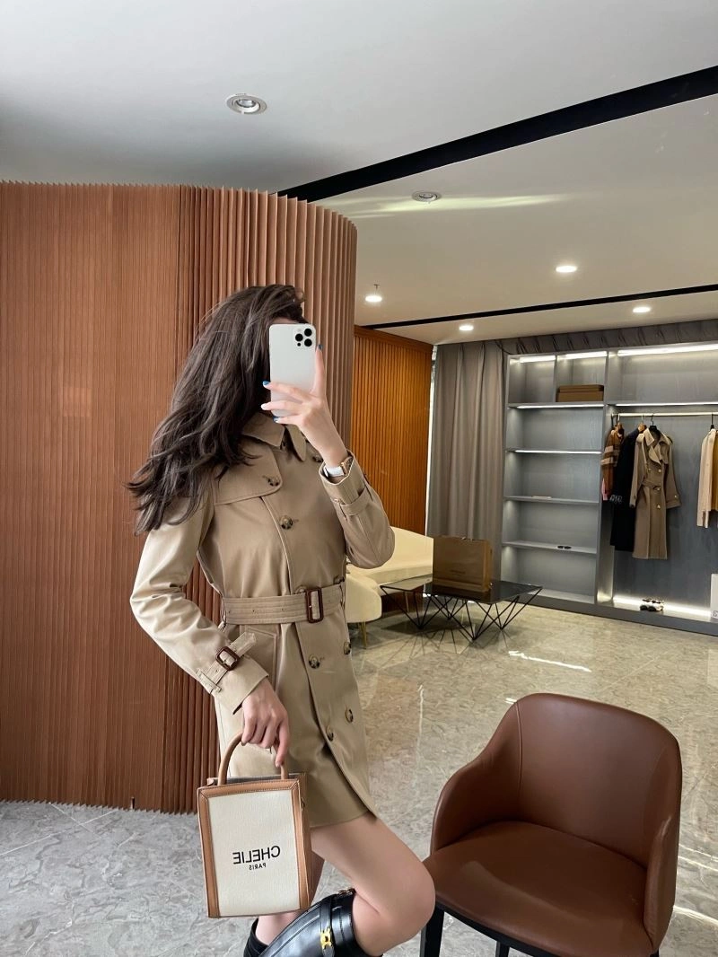 UrbanStyle Burberry Outwear 104497