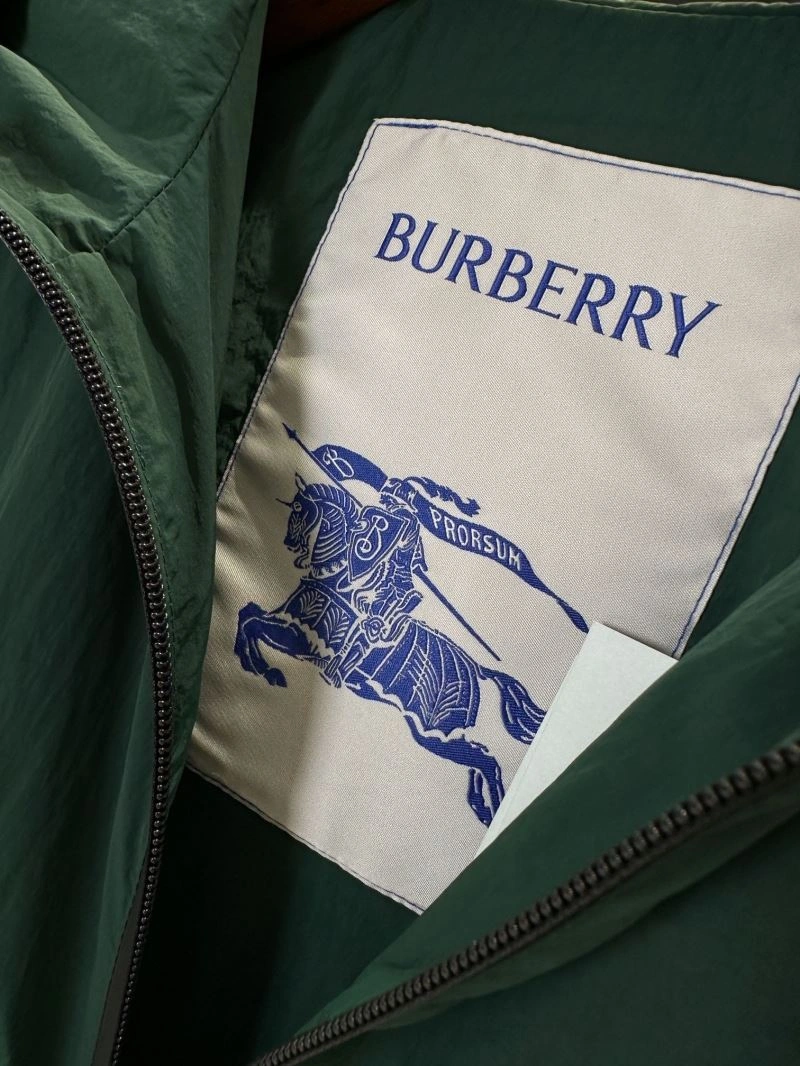 WrinkleFree Burberry Outwear 104495