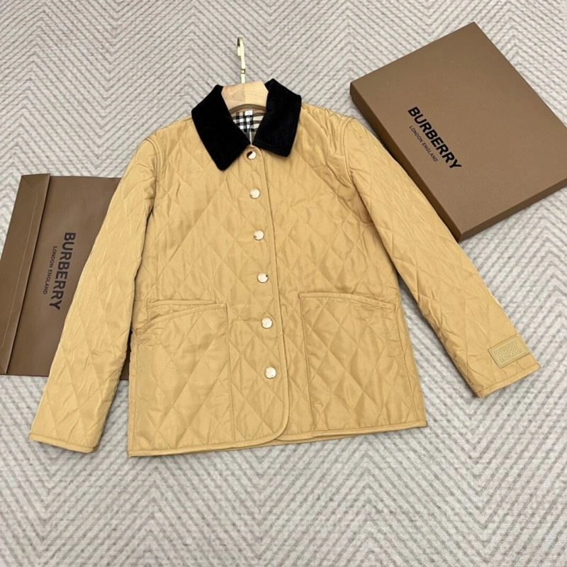 Burberry Outwear Durable 104545