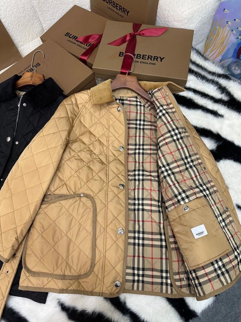 Burberry Outwear SportInspired 104491