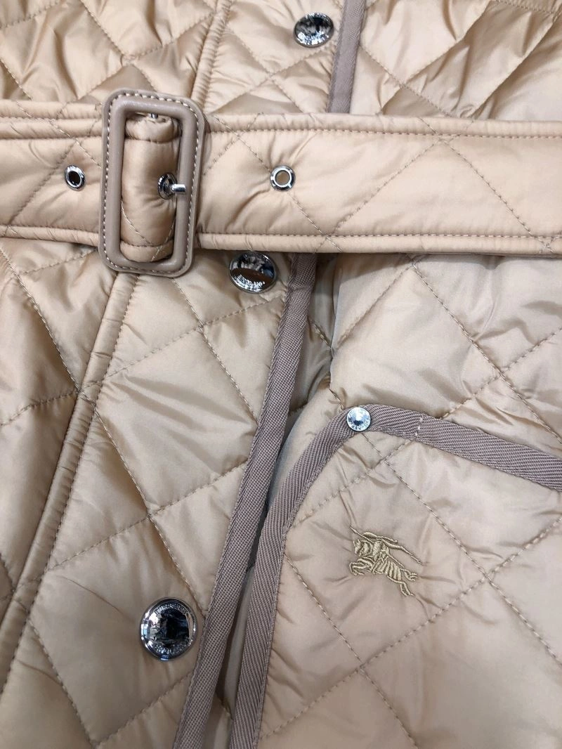 Burberry Outwear SportInspired 104491