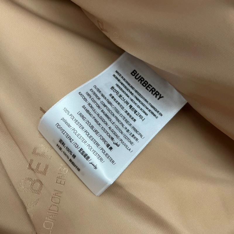 SunProtective Burberry Outwear 104521