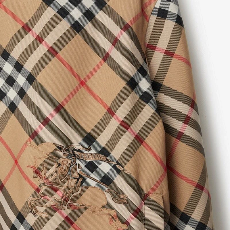 SportInspired Burberry Outwear 104515