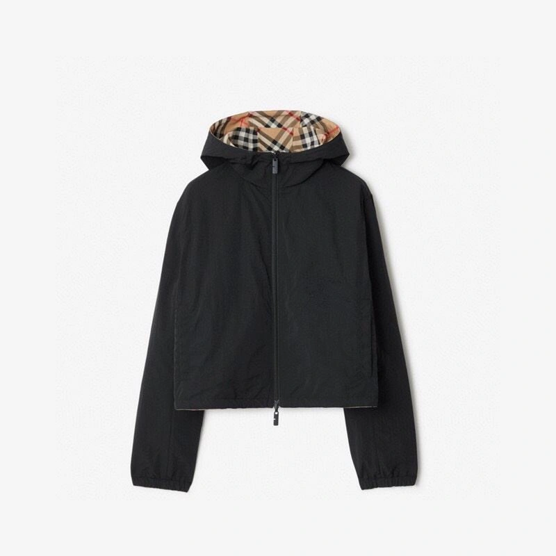SportInspired Burberry Outwear 104515