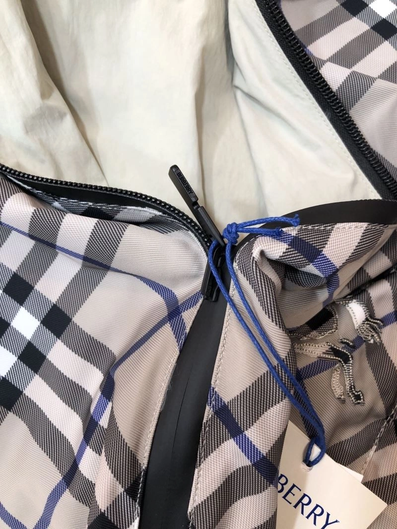 SmoothTexture Burberry Outwear 104480