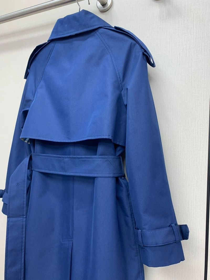 Burberry Outwear Vibrant 104479