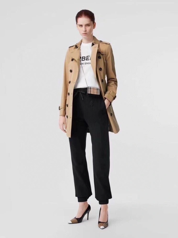 WaterResistant Burberry Outwear 104473