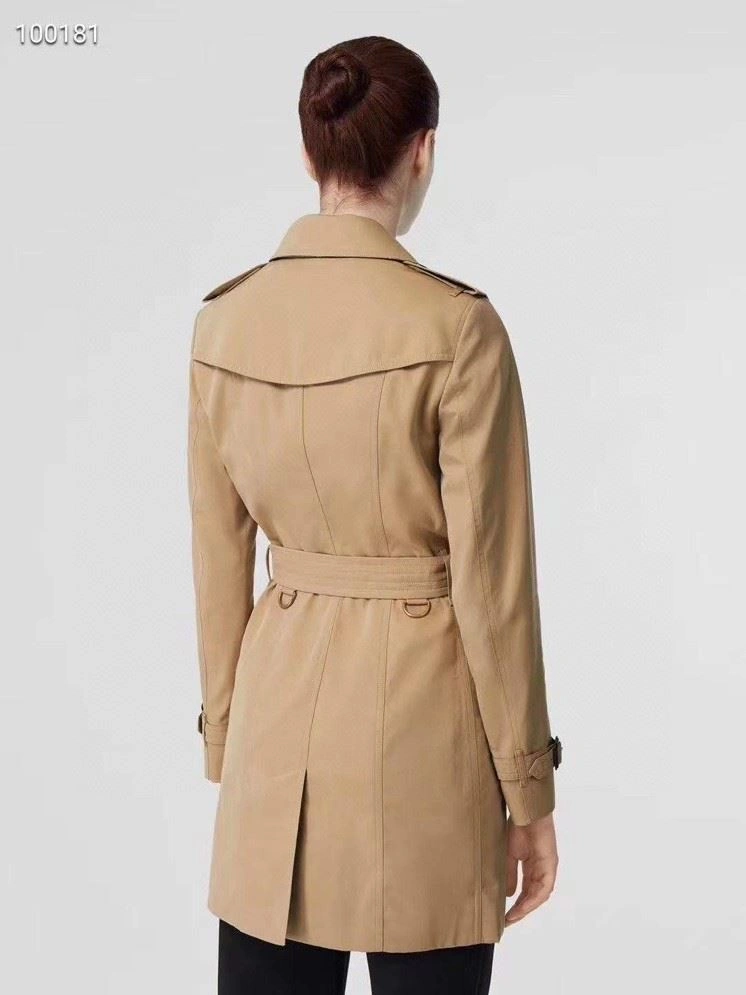 WaterResistant Burberry Outwear 104473