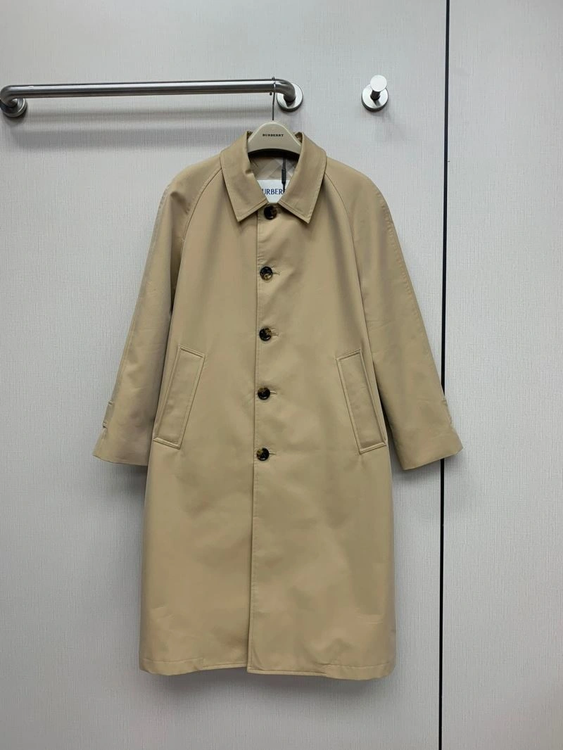 WellDesigned Burberry Outwear 104475