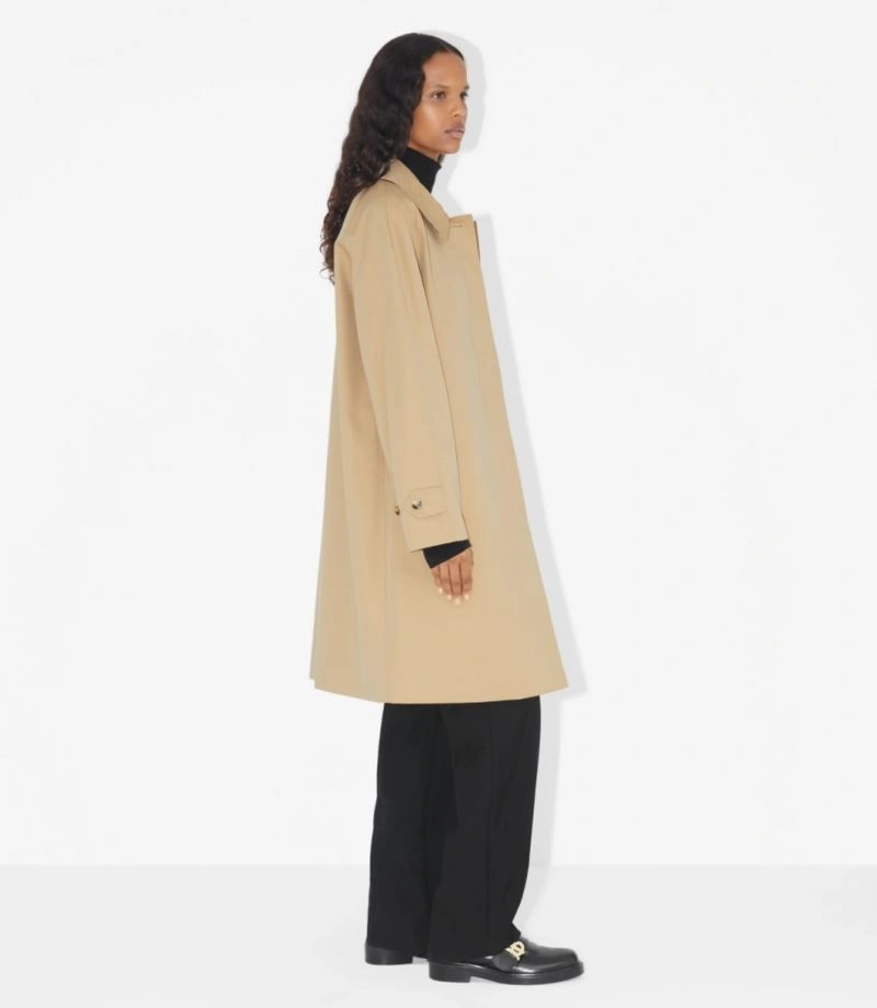 Timeless Burberry Outwear 104472